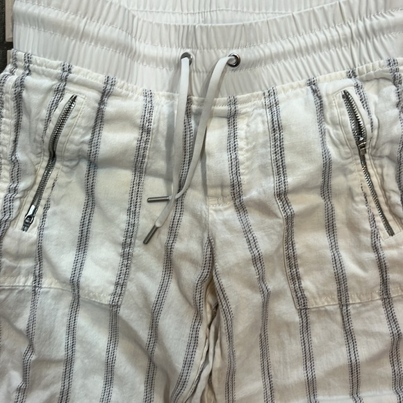 Athleta linen pants - Picture 4 of 4